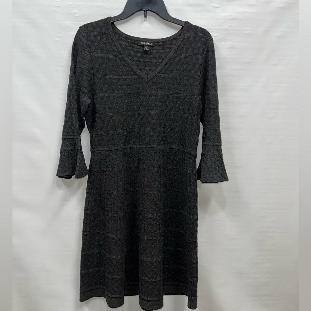 Roz & Ali Dress Women’s Large Gray Long Sleeve Rayon Blend Ruffles